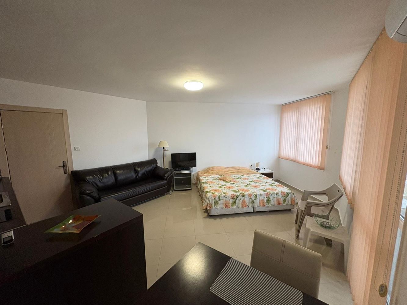 Обзаведено студио в Поморие – отлична локация, на 400 м от морето и центъра