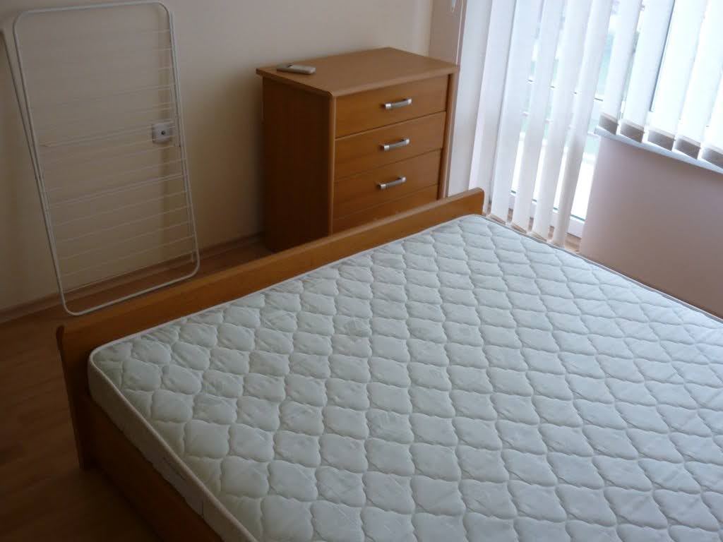 Обзаведен двустаен апартамент на първа линия с морска гледка в Елените