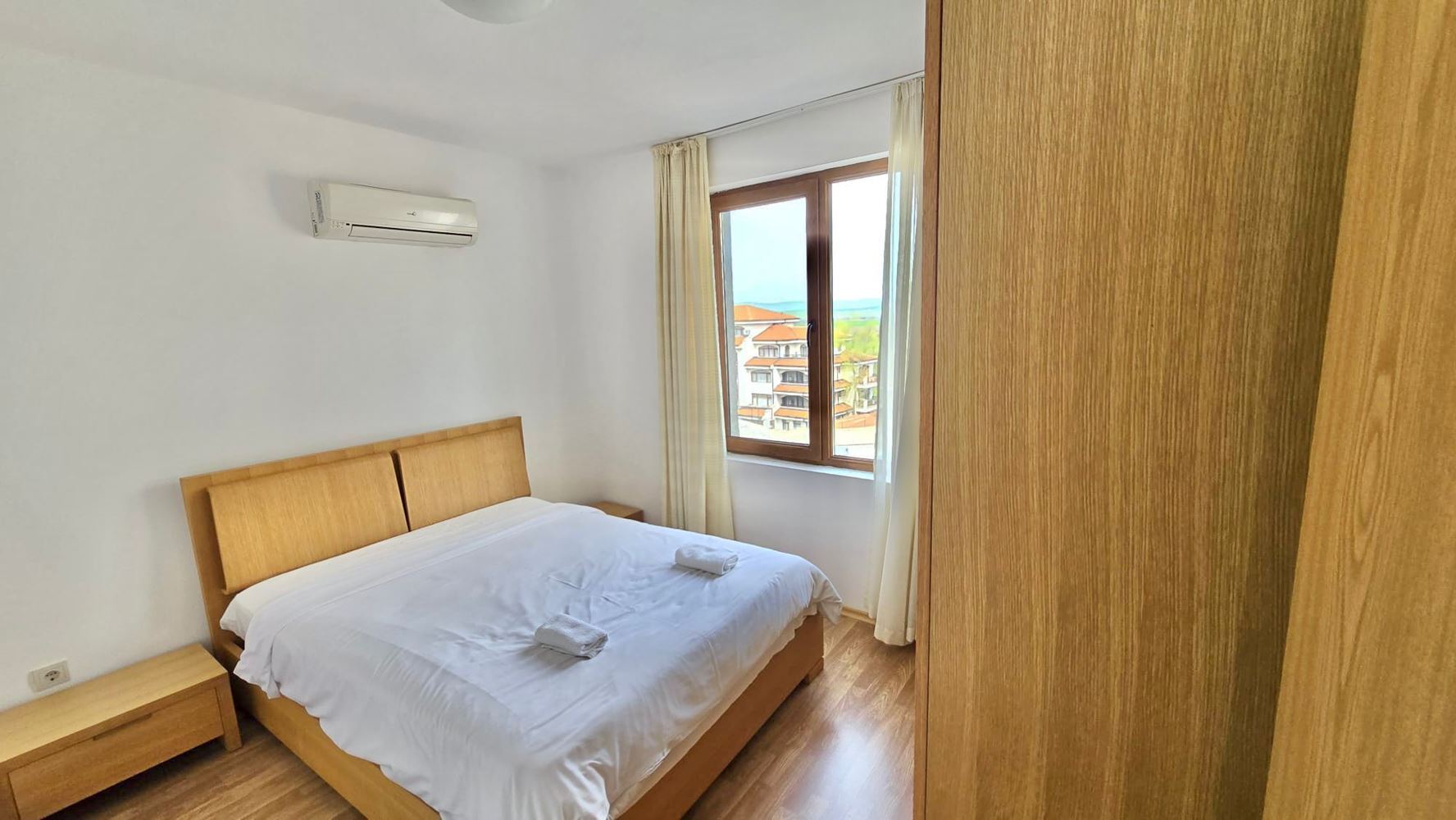 Привлекателен двустаен апартамент с гледка към басейна в Ахелой