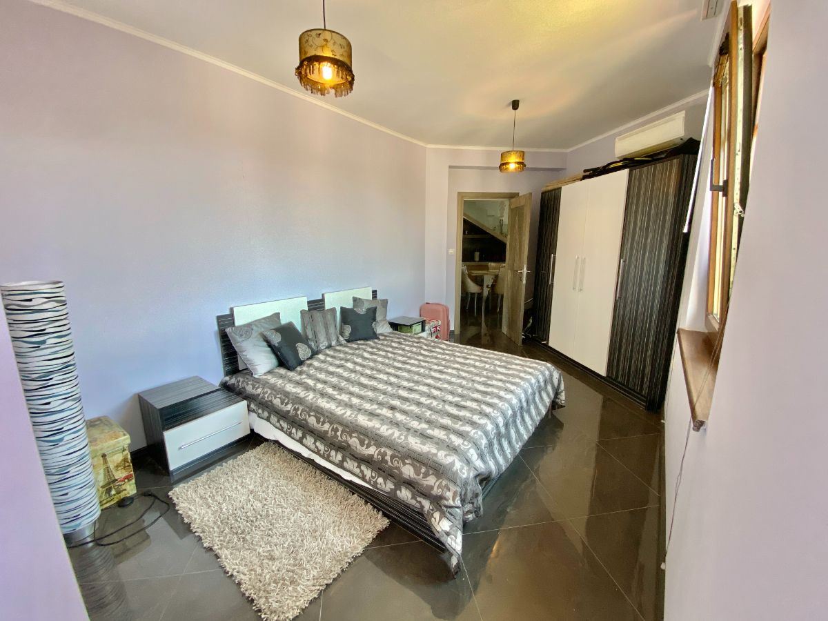 Уникален апартамент на две нива в комплекс от премиум клас в град Несебър