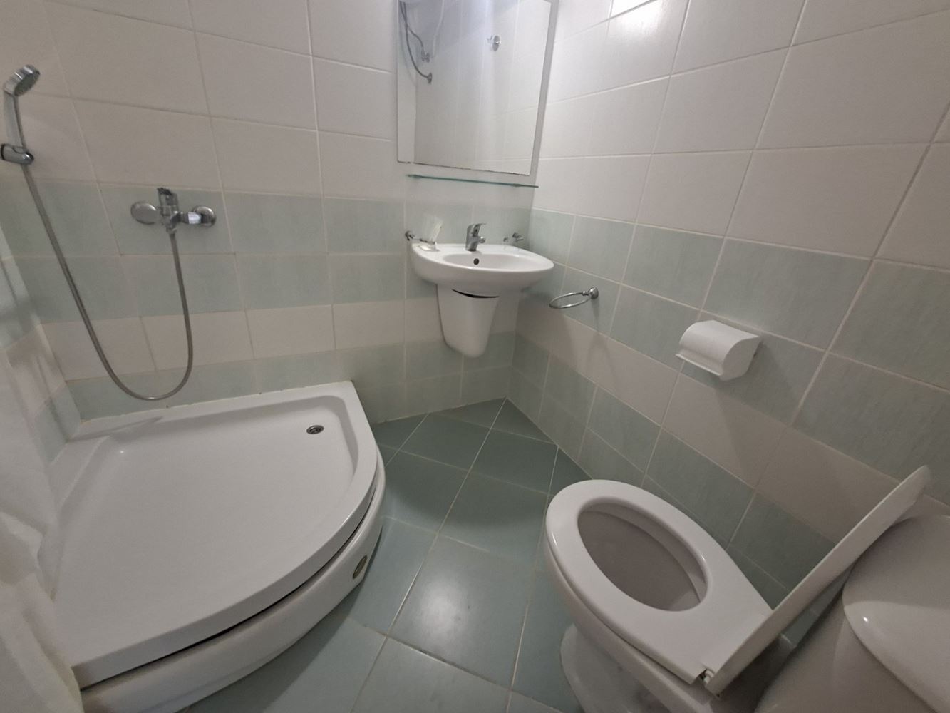 Просторен двустаен апартамент с пълна курортна инфраструктура в Слънчев бряг