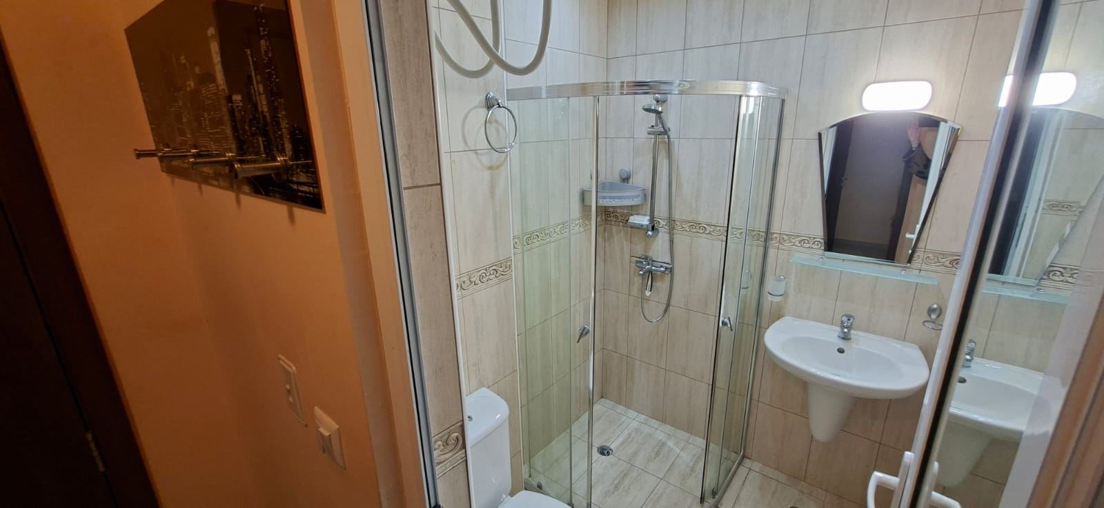 Комфорт и практичност до морето – напълно обзаведен двустаен апартамент в Свети Влас