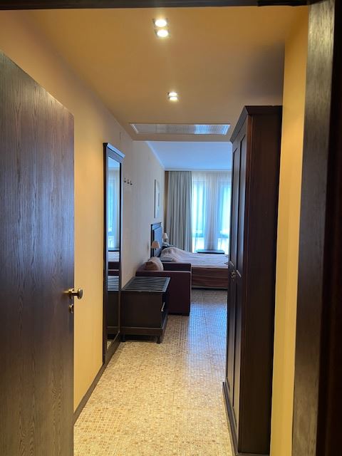 Просторно студио в луксозен комплекс само на 50 м от плажа в Слънчев бряг