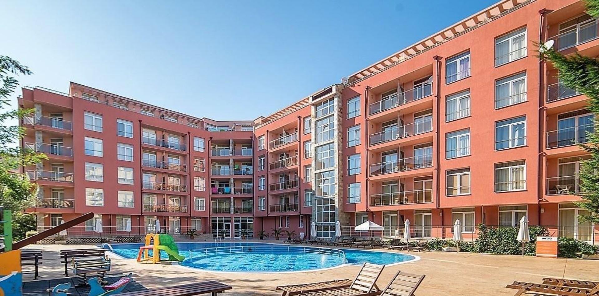 Студио с интелигентно разпределение и топ локация – на 200 м от Какао Бийч