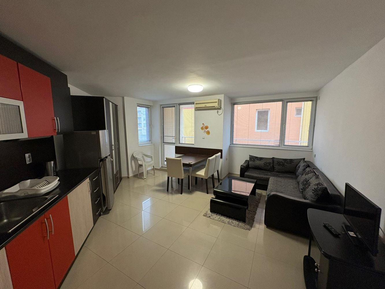 Двустаен апартамент в Поморие – отлична локация на 400 м от морето и центъра