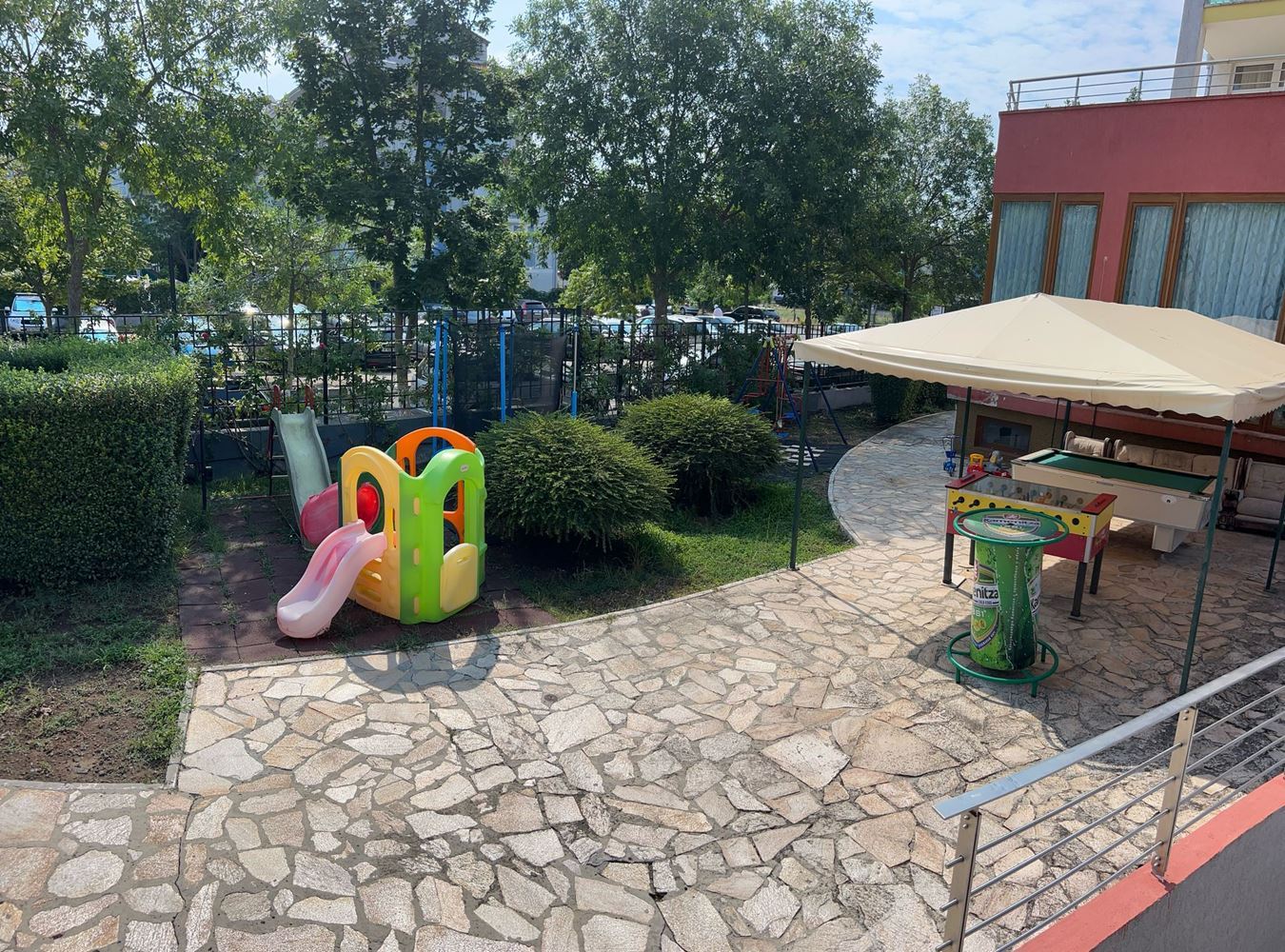 Просторен двустаен апартамент в Слънчев бряг – само на 300 м от плажа