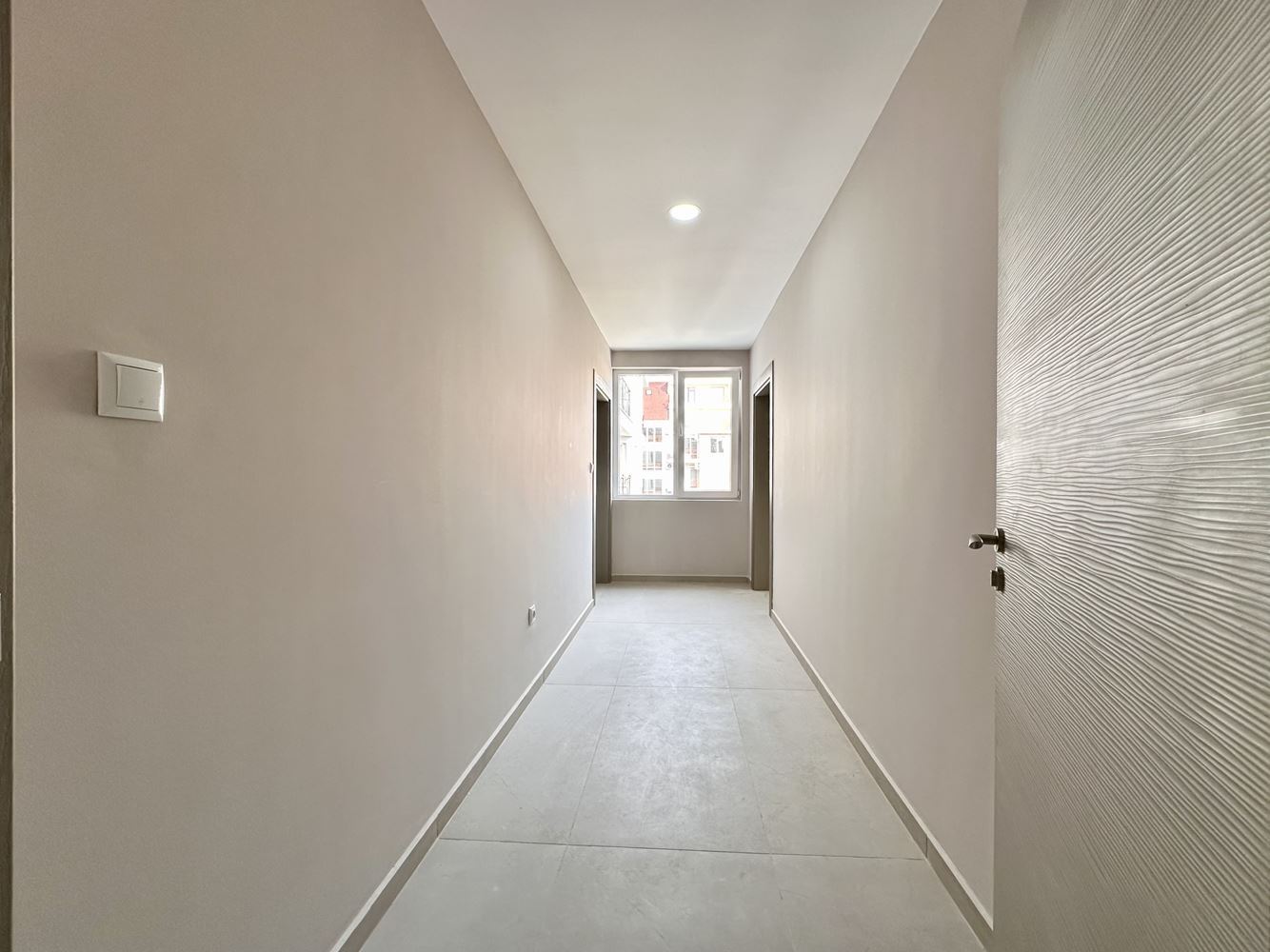 Уютен двустаен апартамент с гледка към басейн и зелени площи в Слънчев бряг – готов за ползване