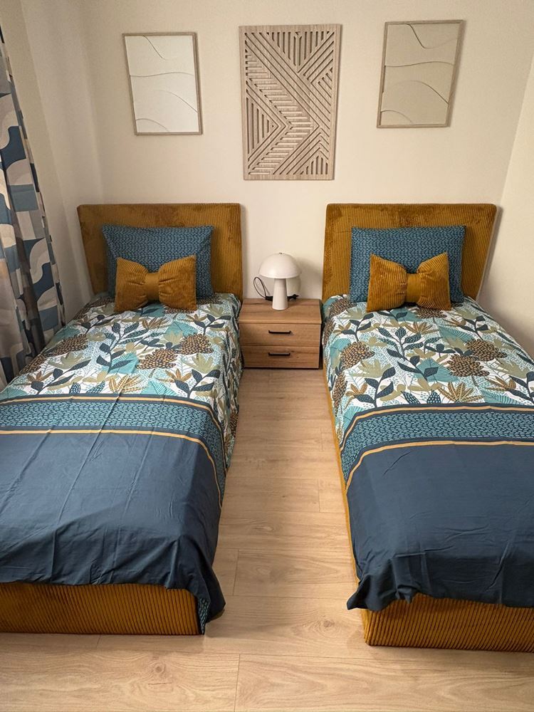 Две независими жилищни пространства с морска гледка в центъра на Свети Влас – дизайнерски интериор и собствено паркомясто