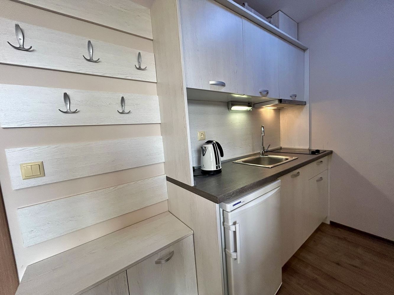 Модерно студио в престижен комплекс на Слънчев бряг – идеално за инвестиция и комфортен живот