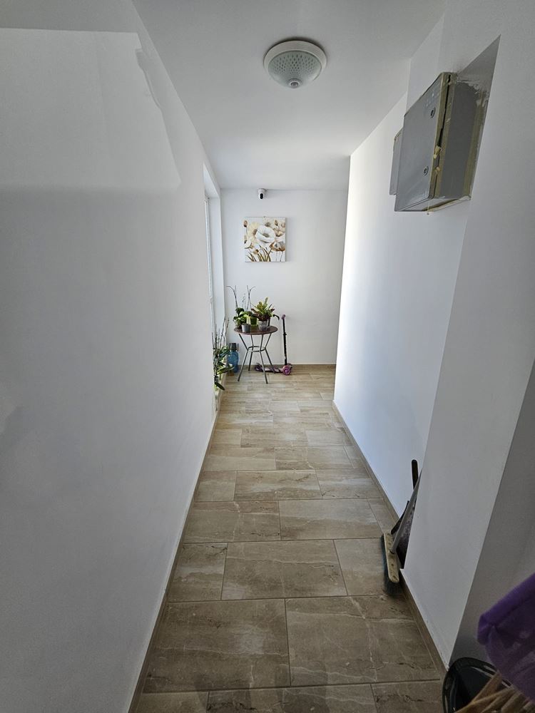 Просторен и светъл тристаен апартамент с две големи тераси в Меден Рудник – идеален за семейство или инвестиция