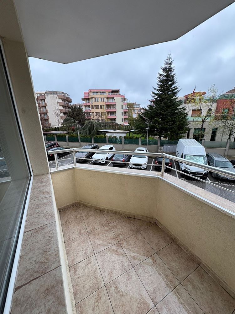 Просторно обзаведено студио в Поморие – източно изложение и отлична локация на 400 м от морето