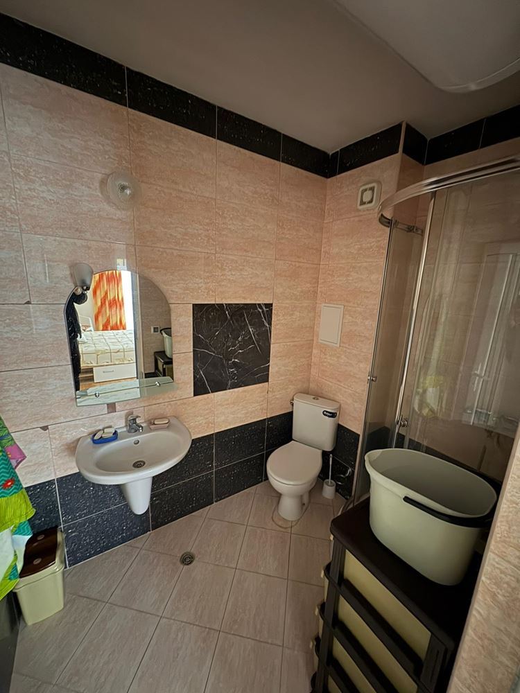 Просторно студио в сърцето на Стария град Поморие – само на крачка от морето