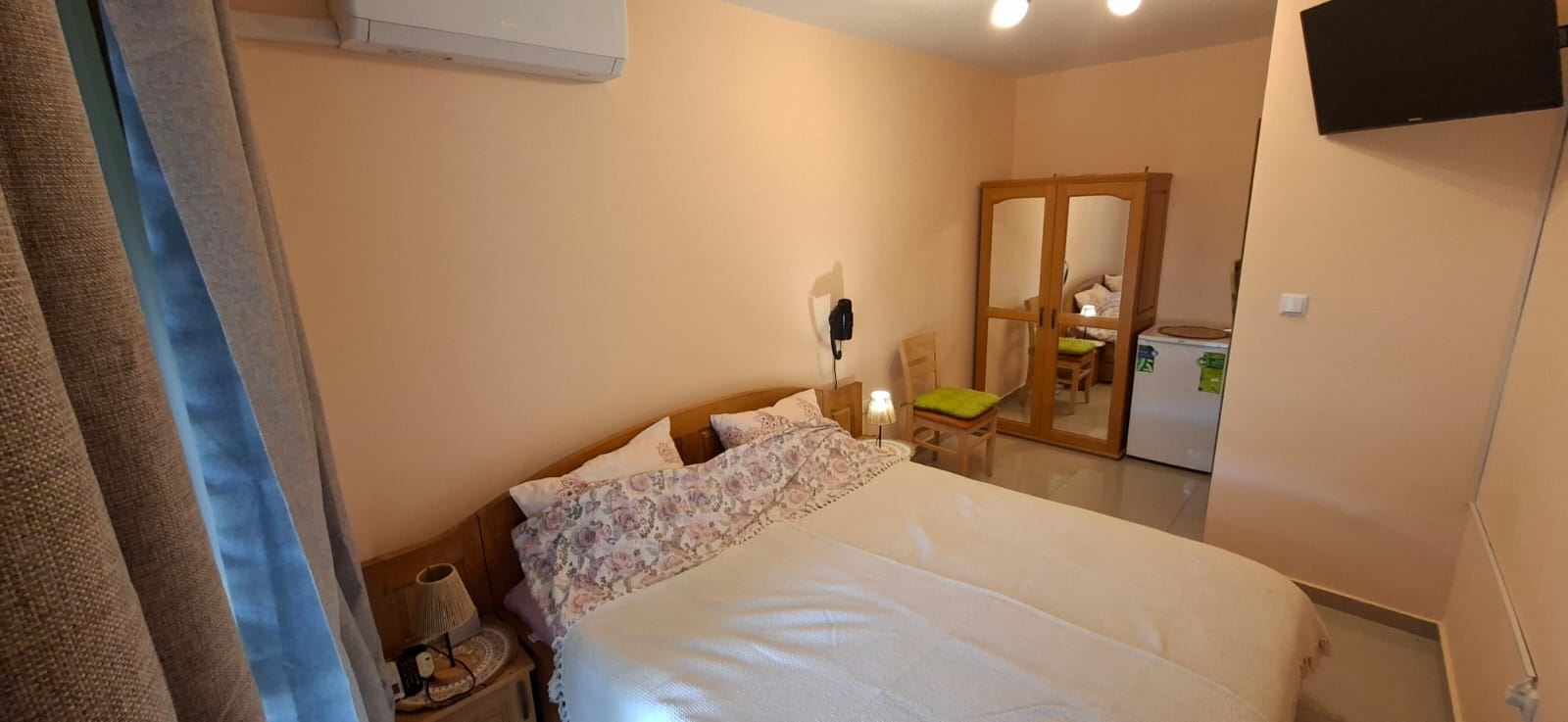 Комфорт и практичност до морето – напълно обзаведен двустаен апартамент в Свети Влас