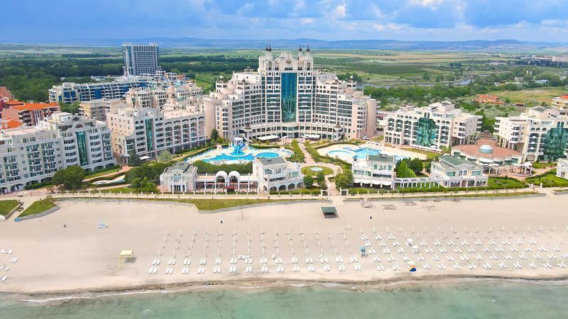 Ексклузивен двустаен апартамент на първа линия в Поморие – лукс, престиж и инвестиция с незабавна възвръщаемост