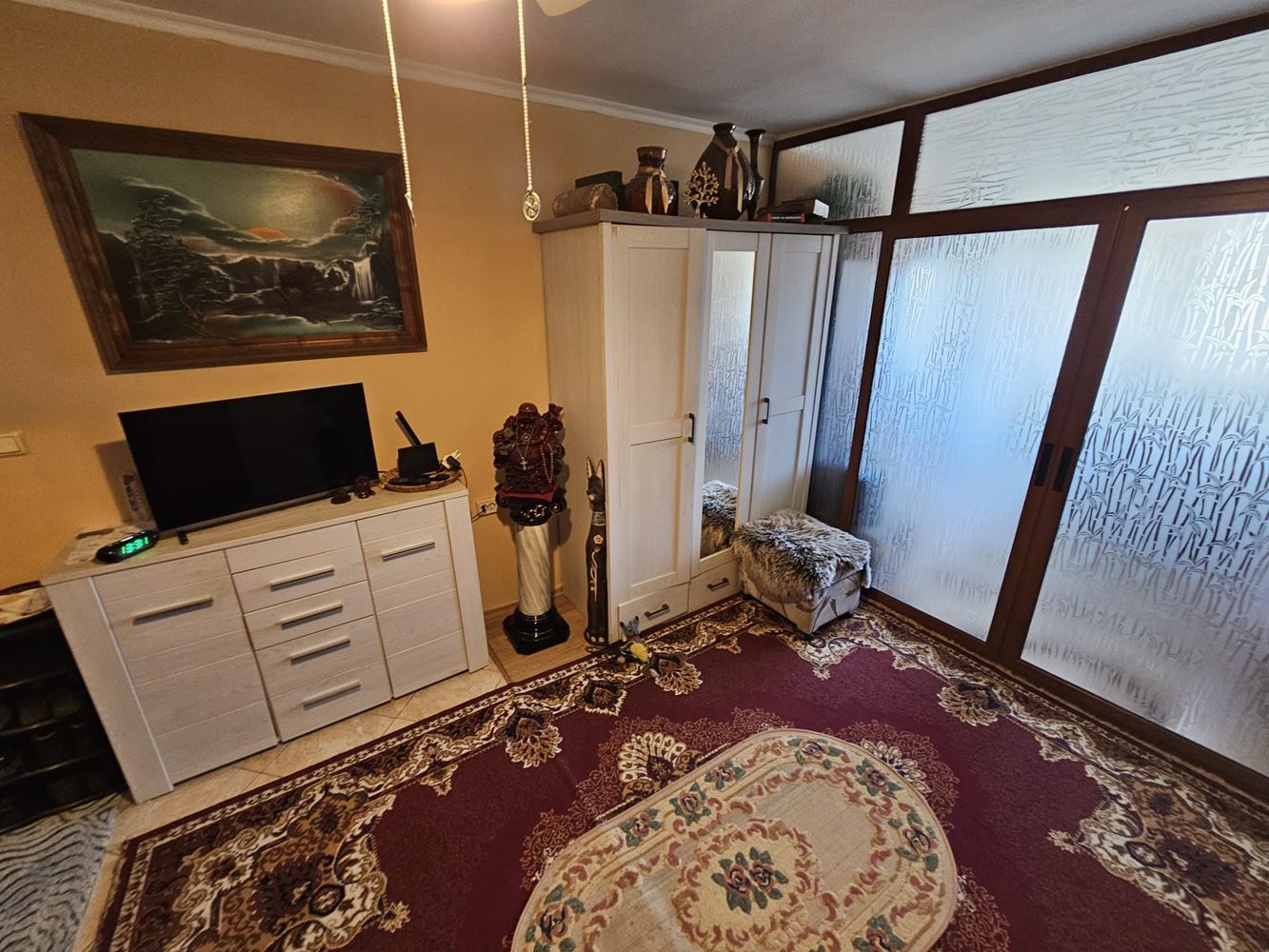 Студио с морска панорама в Свети Влас – с паркомясто и без такса поддръжка