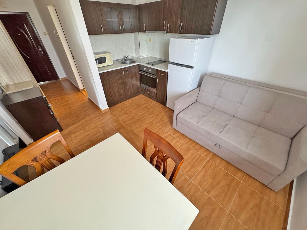 Уют и практичност - двустаен апартамент в комплекс на Слънчев бряг