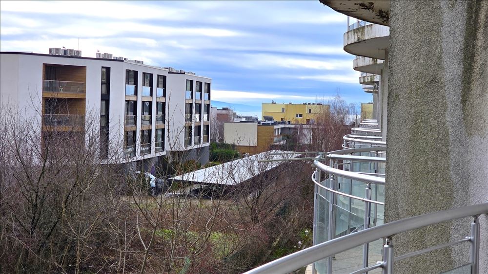 Елегантно студио в елитен комплекс в Сарафово – няколко крачки от плажа, лукс, СПА и басейн пред Вас