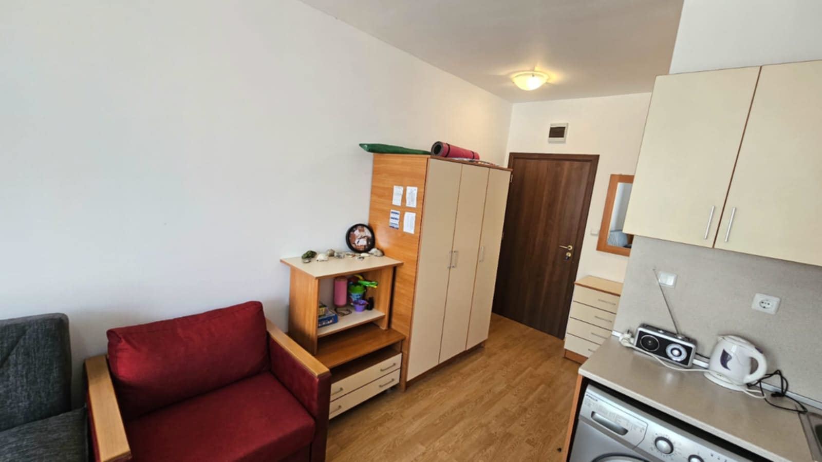 Компактно студио в районa на Слънчев бряг – отлична инфраструктура, битов ток и чудесна инвестиция