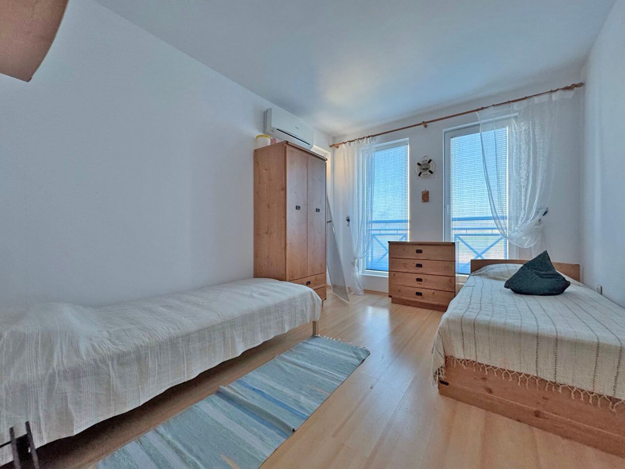 Тристаен апартамент в комплекс с добре организирана среда и уютна атмосфера