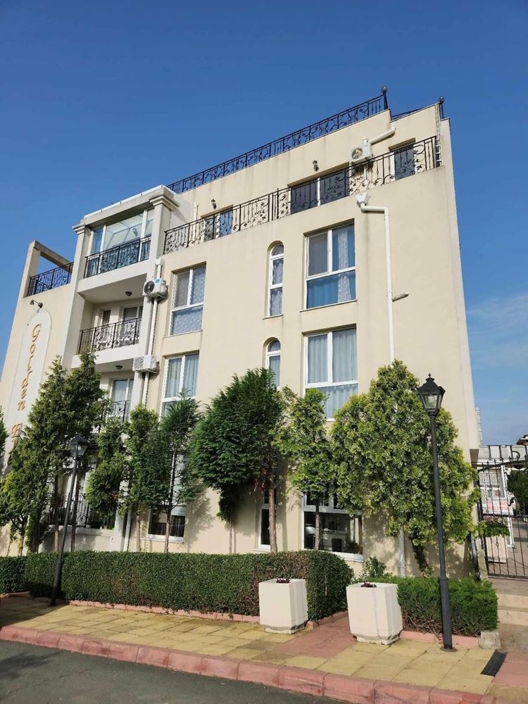 Комфорт и практичност до морето – напълно обзаведен двустаен апартамент в Свети Влас