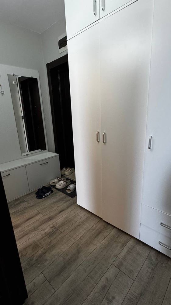 Двустаен апартамент в престижен комплекс с гледка към морето и зеленина