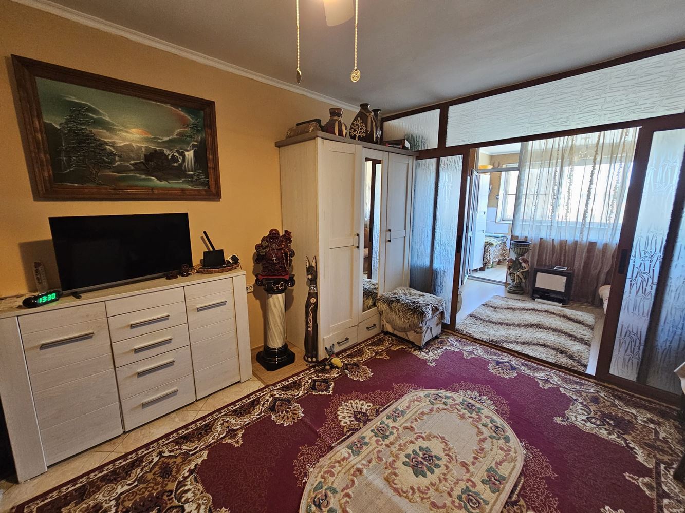 Студио с морска панорама в Свети Влас – с паркомясто и без такса поддръжка