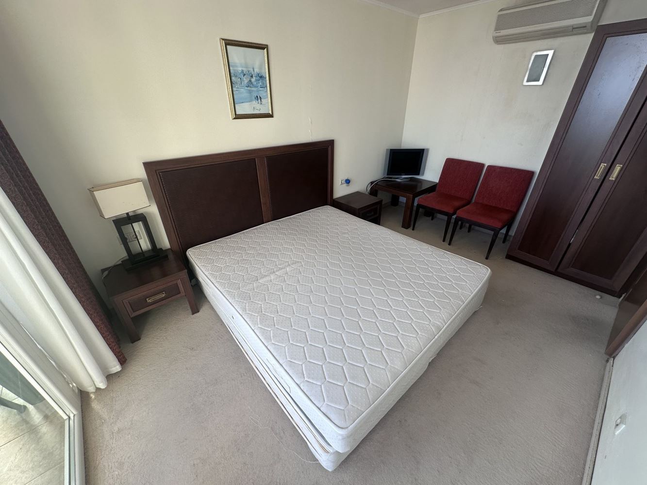 Тристаен апартамент в Поморие с фронтална морска гледка – луксозен живот на първа линия