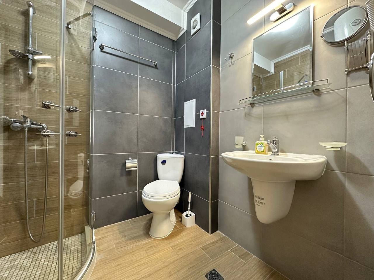 Тристаен апартамент в елитен комплекс на Слънчев бряг – модерен лукс, комфорт и морска атмосфера