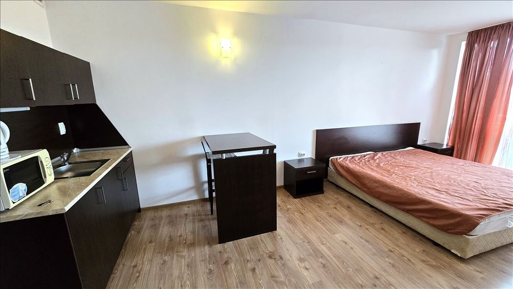 Елегантно студио в елитен комплекс в Сарафово – няколко крачки от плажа, лукс, СПА и басейн пред Вас