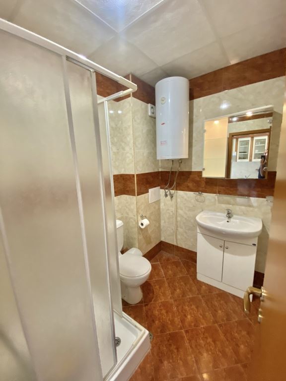 Студио на първа линия в комплекс в Елените – море, планина и ваканционен комфорт в едно