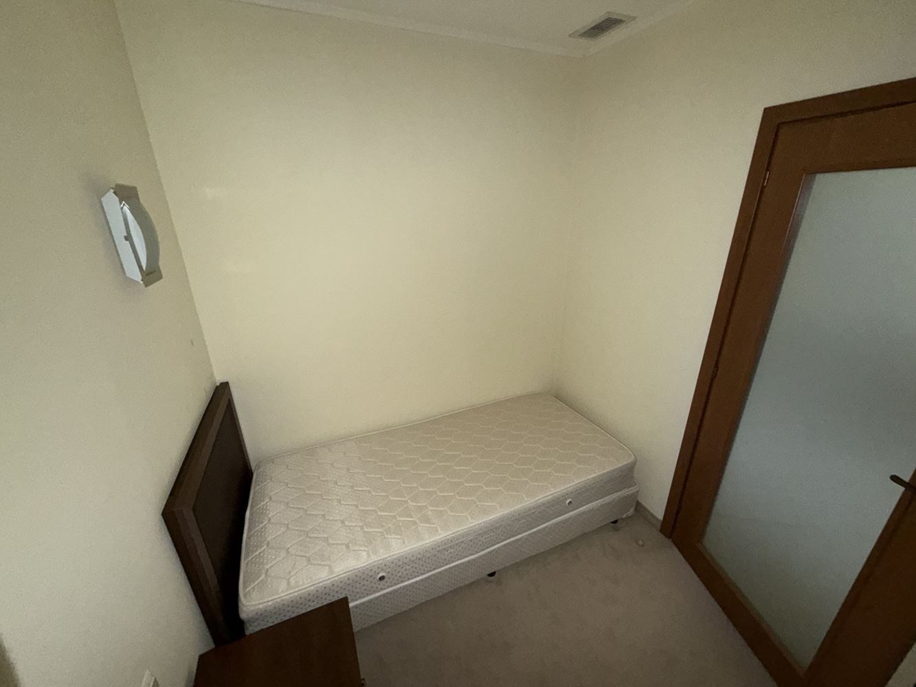 Тристаен апартамент в Поморие с фронтална морска гледка – луксозен живот на първа линия